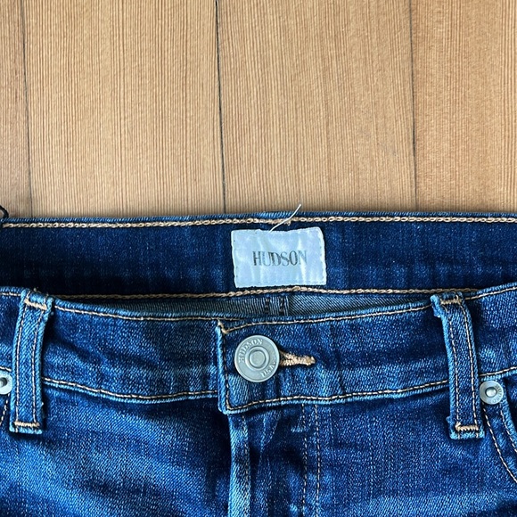 Hudson Riley relaxed straight jeans size 26 - Picture 2 of 7